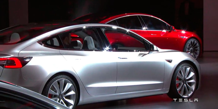 El Tesla Model 3 no dispondrá de 100kWh de Capacidad.